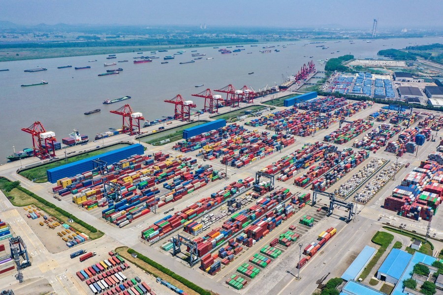Aerial photo taken on May 6, 2022 shows a view of the Longtan Container Terminal of Nanjing Port in Nanjing, Jiangsu Province. (Source: Xinhua/Li Bo)