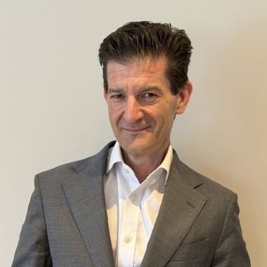 Dr Rodney Pelzel