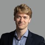 Dr Jakob   Mökander