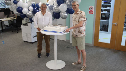 polatis-25annivcakecutting.JPG